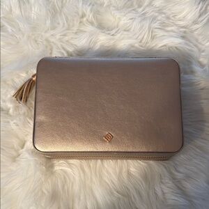 Kendra Scott Metallic Gold Jewelry Box